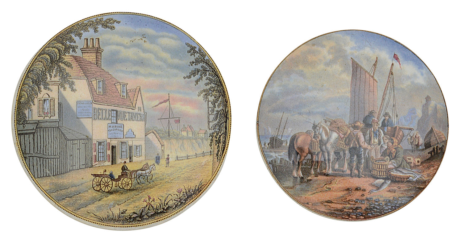 A large collection of 19th century Prattware and other pot lids - Image 5 of 8