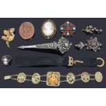 An attractive Chinese filigree work panel bracelet and a collection of other jewellery