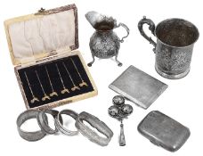 A mixed lot of Victorian and later silver