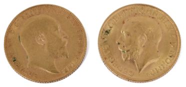 An Edward VII and a George V sovereigns dated 1909 and 1914