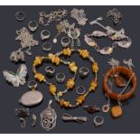 A collection of costume jewellery