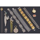 A collection of costume jewellery