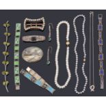 A collection of costume jewellery