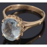 A 9ct gold single stone aquamarine ring