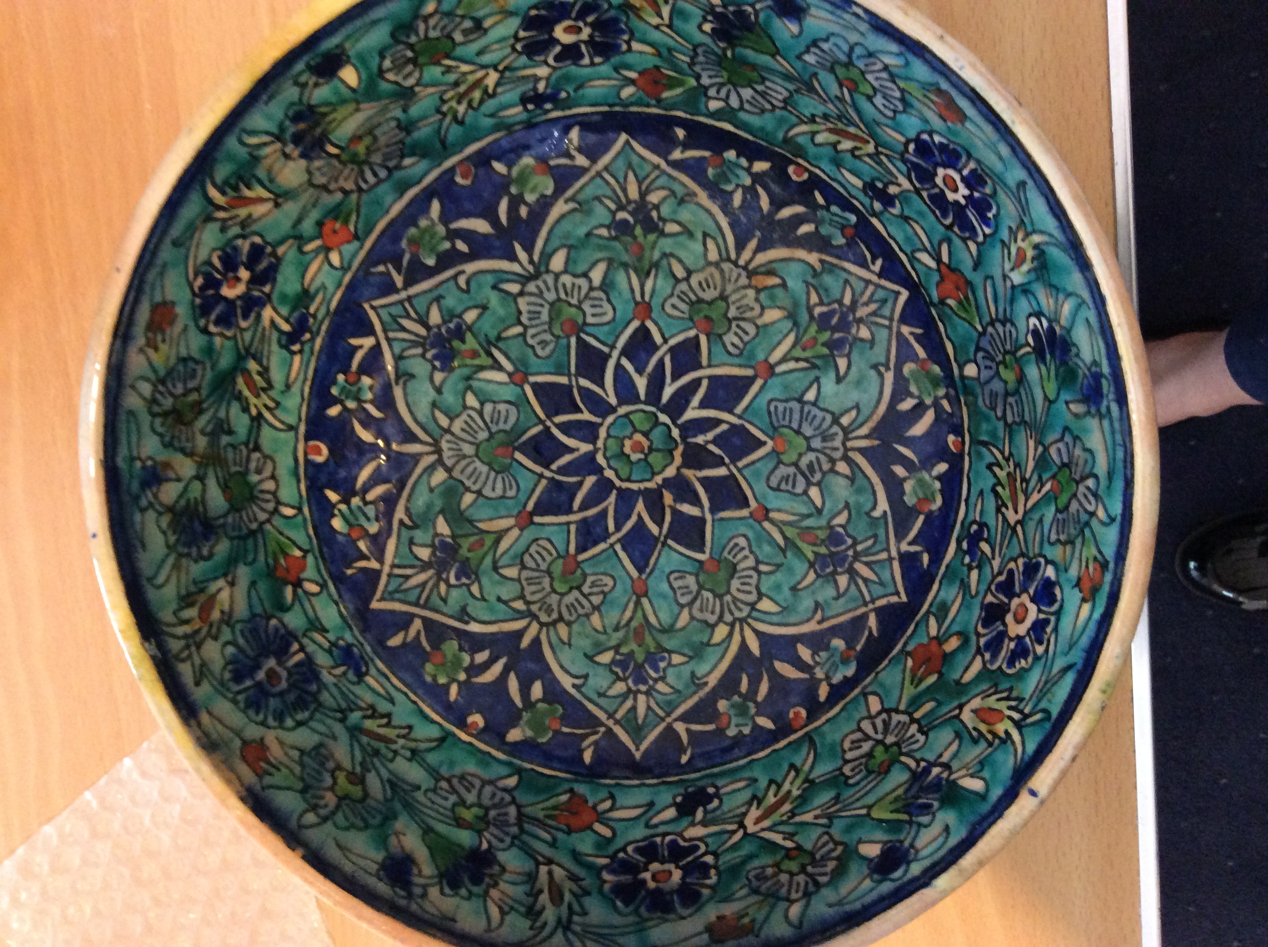 A large 19th century Iznik pottery polychrome tin glazed bowl - Image 4 of 6