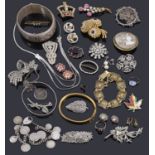 A collection of costume jewellery