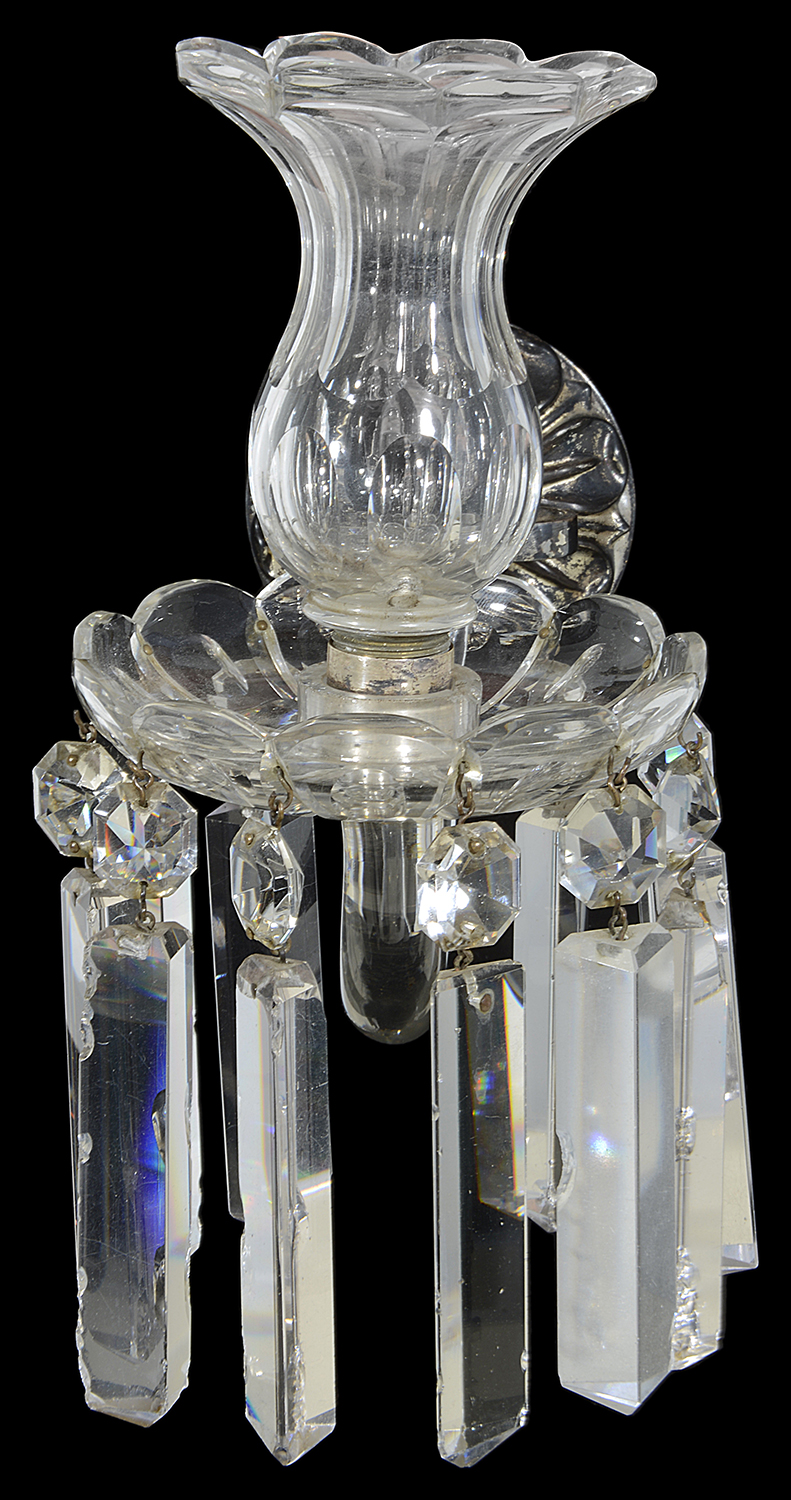 A pair of late Regency cut glass three light wall appliques in the manner of Osler - Image 4 of 5