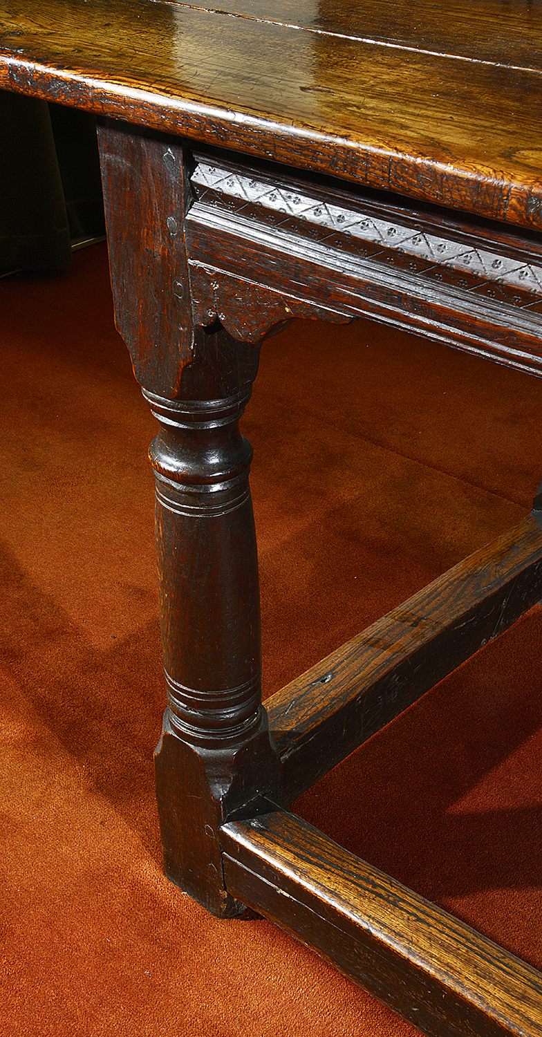 A 17th century oak refectory table - Image 3 of 5