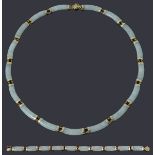 A Chinese gold and jade necklace and matching bracelet.