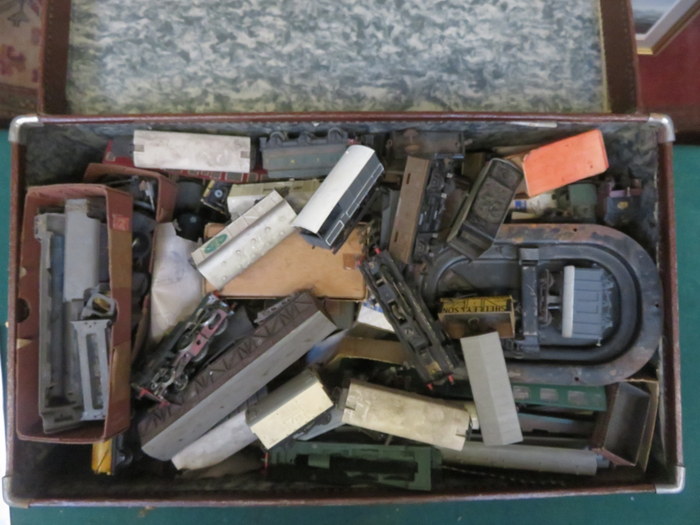 CASE CONTAINING VARIOUS 00 GAUGE TRAINS AND ACCESSORIES ETC.