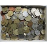 LARGE QUANTITY OF VARIOUS LOOSE COINAGE,