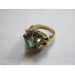 18ct GOLD DRESS RING SET WITH CENTRAL ALEXANDRITE SURROUNDED BY SMALL DIAMONDS
