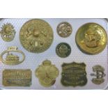 MIXED LOT OF VARIOUS VINTAGE BRASS PLAQUES ETC.