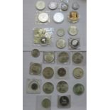 MIXED LOT OF SILVER AND OTHER SILVER COINS