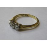 18ct GOLD THREE STONE DIAMOND LADIES DRESS RING