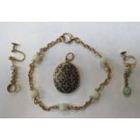 MIXED LOT INCLUDING EARRINGS,