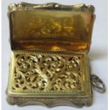 NATHANIEL MILLS EARLY VICTORIAN SILVER VINAIGRETTE WITH GILT PIERCEWORK DECORATION