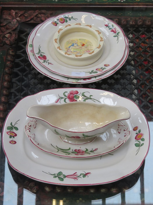 ROYAL DOULTON BUNNYKINS BABY PLATE AND PARCEL OF VILLEROY & BOCH CHINA