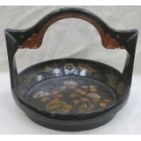 LACQUERED AND GILDED ORIENTAL CIRCULAR SERVING TRAY WITH CARRYING HANDLE