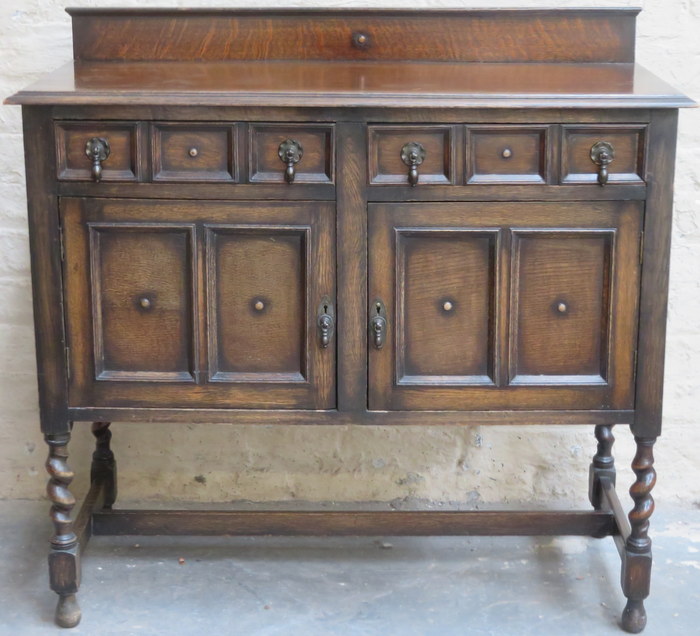 1920s/30s BARLEY TWIST OAK SIDEBOARD