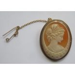 9CT GOLD CAMEO BROOCH