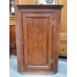 19th CENTURY OAK WALL MOUNTING CORNER CUPBOARD