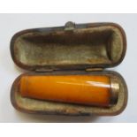 CASED 9ct GOLD MOUNTED AMBER CHEROOT HOLDER