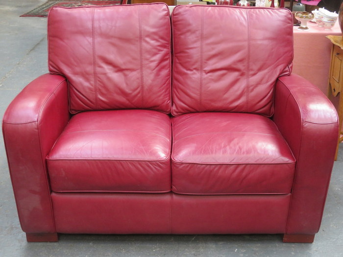 20th CENTURY OX BLOOD RED LEATHER TWO SEATER SETTEE