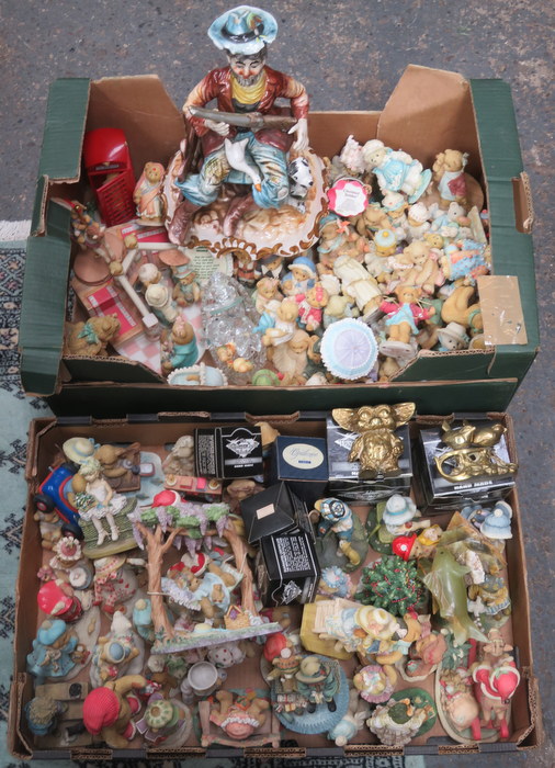 LARGE QUALITY OF VARIOUS CHERISHED TEDDIES FIGURES, ALSO VARIOUS THIMBLES,