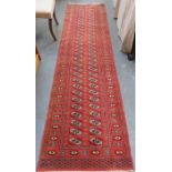 DECORATIVE FLOOR RUNNER,