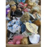 BOX CONTAINING LARGE QUANTITY OF COLLECTORS DOLLS,