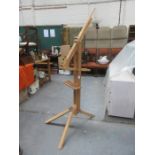 WOODEN ADJUSTABLE FOLDING ARTIST'S EASEL