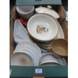 VARIOUS CERAMICS INCLUDING ROYAL DOULTON DINNERWARE