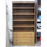 LARGE SET OF 20th CENTURY OAK OPEN BOOKSHELVES FITTED WITH FOUR DRAWERS BELOW