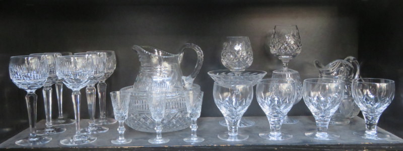 PARCEL OF VARIOUS GLASSWARE