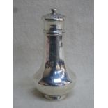 HARDY BROS HALLMARKED SILVER SUGAR SIFTER, BIRMINGHAM ASSAY, 1907,