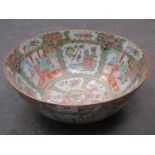 19th CENTURY FAMILLE VERTE GLAZED CERAMIC BOWL,