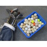 BAG OF VARIOUS VINTAGE GOLF CLUBS AND BOX OF GOLF BALLS