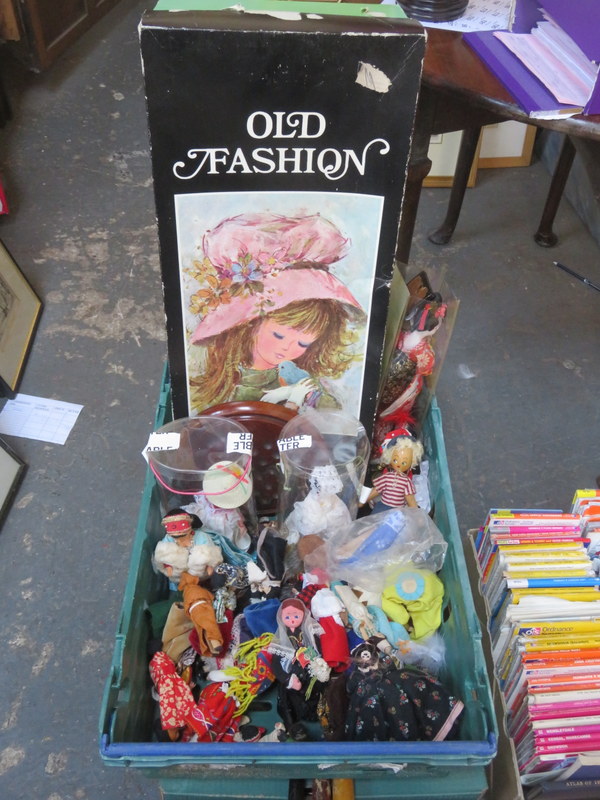 PARCEL OF VARIOUS COLLECTORS DOLLS, ETC.