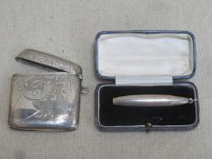 Hallmarked silver vesta case with hinged cover by Joseph Gloster, plus hallmarked silver Lobitos