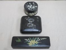 Ebonised, hand painted and floral decorated papier mache collar box, similar glove box with gloves