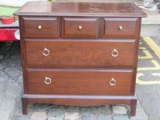Stag Minstrel 20th century five drawer bedroom chest. Approx. 82cms wide x 46.5cms long x 71cms high