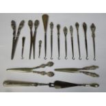 Parcel of hallmarked silver handled button hooks, glove stratchers, shoe horn etc, various assay