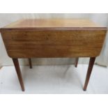 Victorian mahogany drop leaf single drawer Pembroke table. Approx. 71cm H x 76cm W x 45cm D