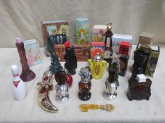 Parcel of boxed and unboxed vintage Avon pefume bottles, various fragrances inc. American eagle,