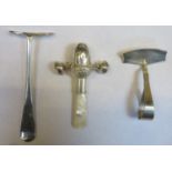 Hallmark silver baby rattle mop handle, Birmingham assay dated 1919 by William Vale and Sons. Also