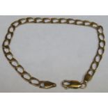 9kt gold link bracelet. Approx. 6.1g