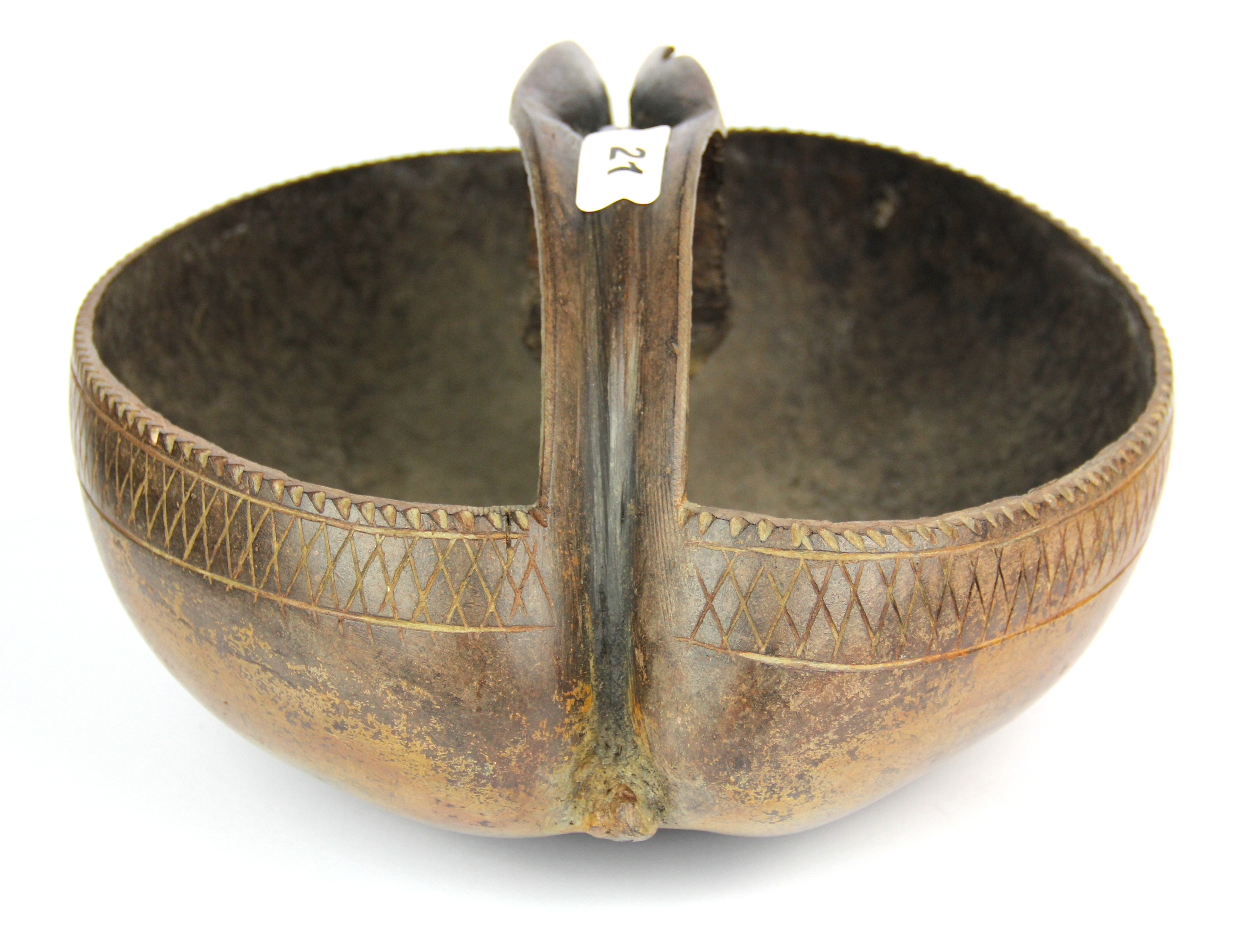 A coco de mer bowl, Dia. 27cm. - Image 4 of 4