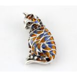 A 925 silver enamelled cat shaped brooch set with rubies, L. 4cm.