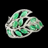 A 925 silver leaf shaped ring set with oval cut emeralds and cubic zirconia, (M).